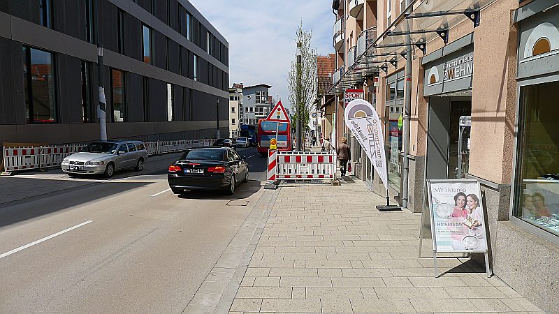 Neue Gehwege in der Binger Straße